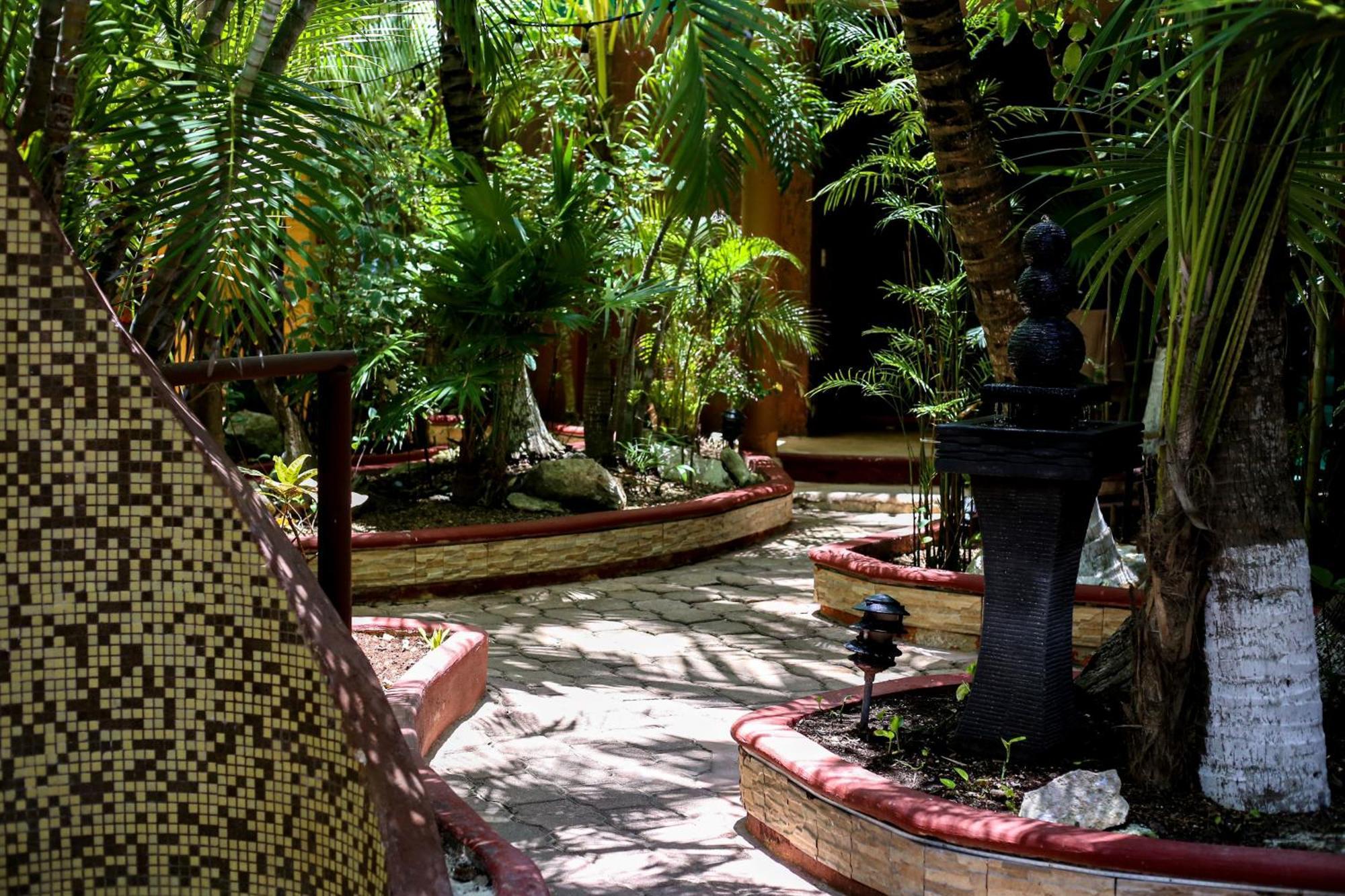 Cocos Cabanas Playa Del Carmen Adults Only 외부 사진
