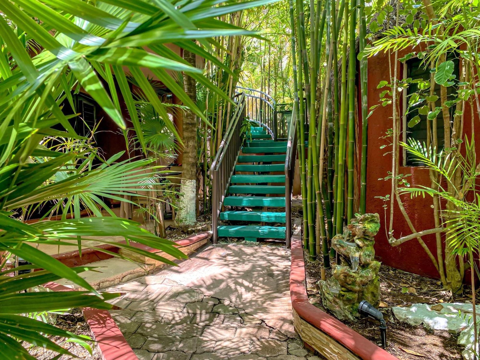 Cocos Cabanas Playa Del Carmen Adults Only 외부 사진